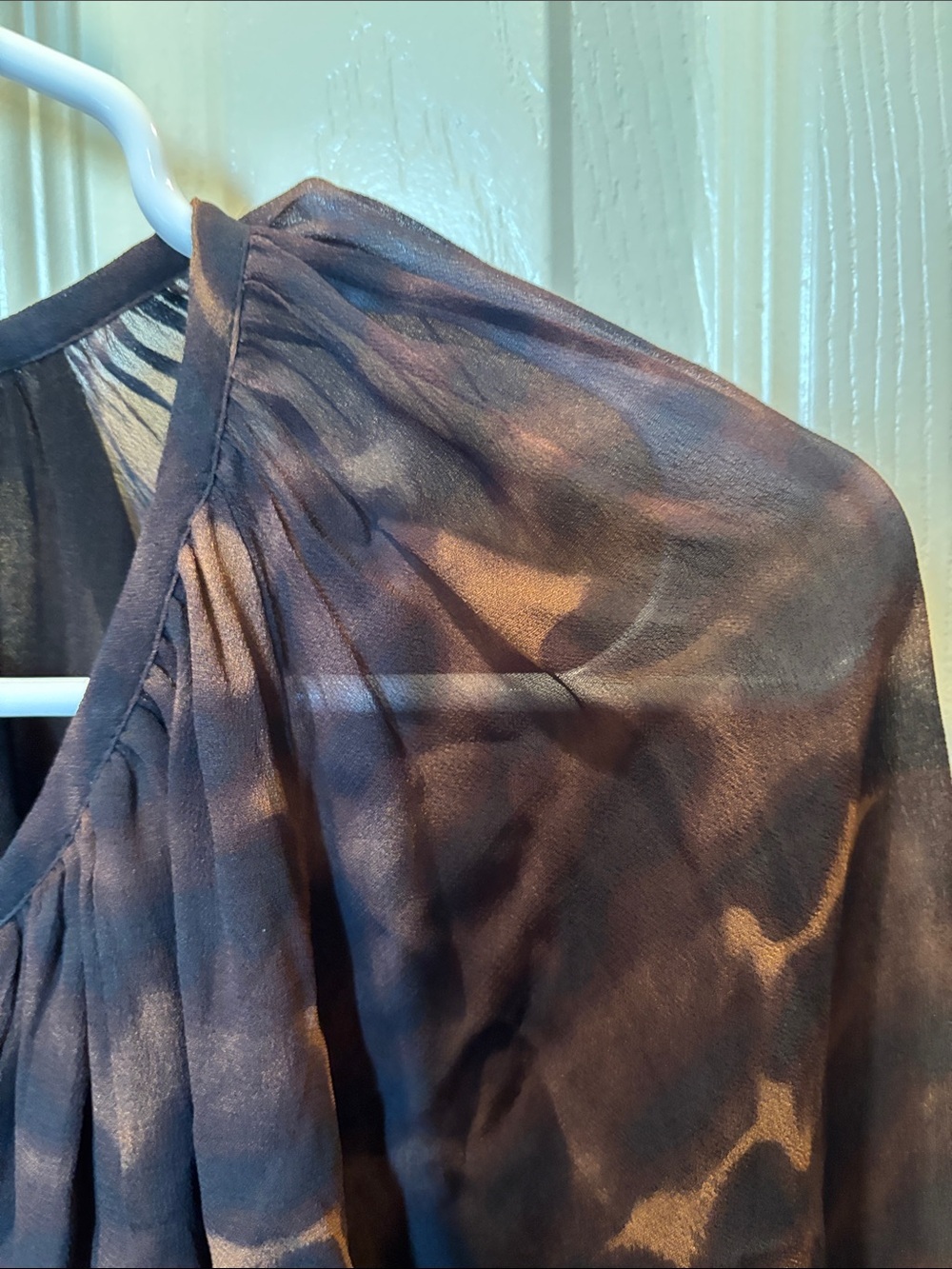 Rails Indi Umber Leopard Print Sheer Henley Blouse Boho Animal Top size Small - Picture 6 of 8